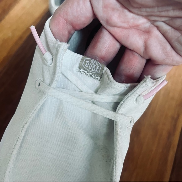 HEY DUDE WENDY RISE SNEAKER in SPARKLE WHITE Sz 5 - Picture 5 of 12